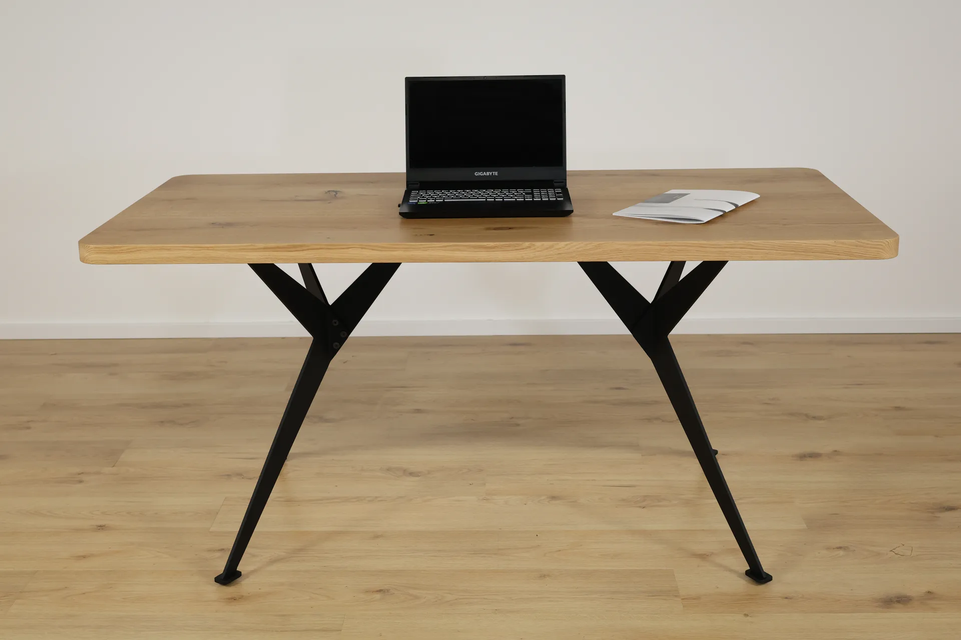 The Nexus Eettafel – rechthoekig, met Y-onderstel